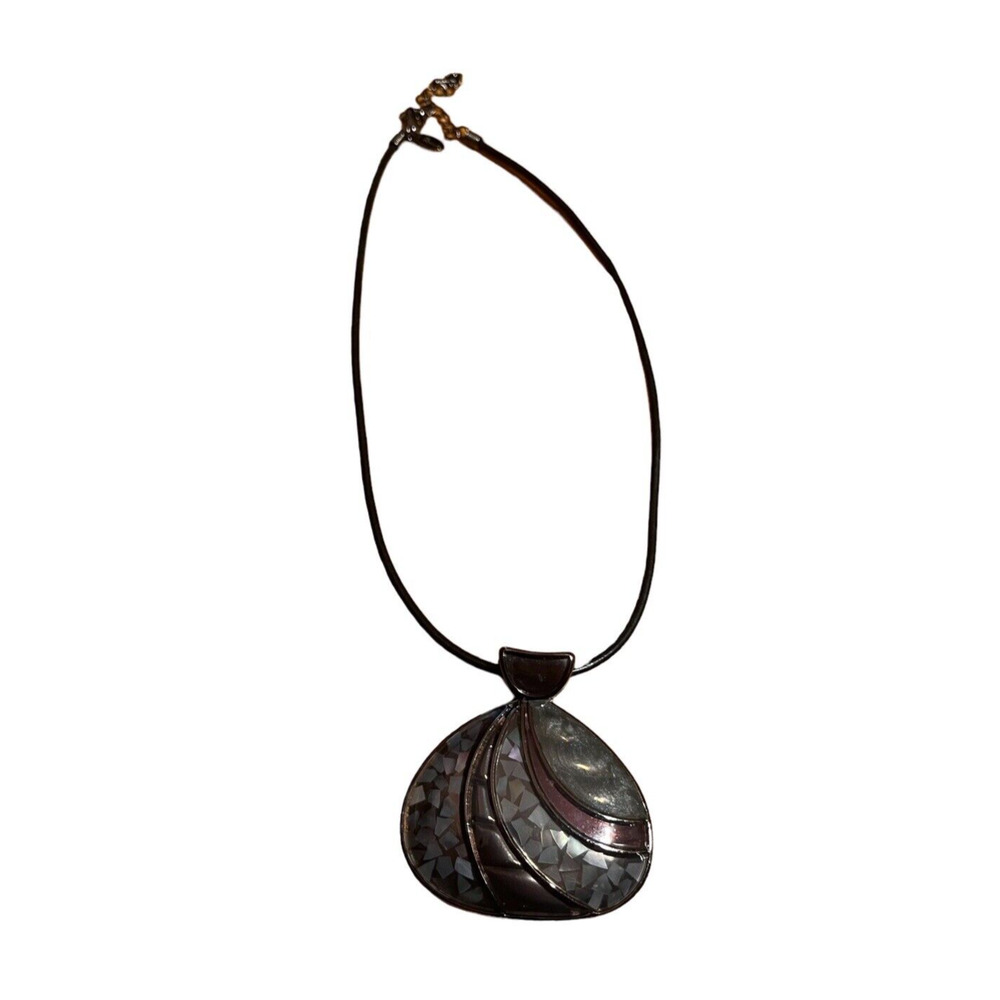 Lia Sophia SEASIDE Dark Purple & Mother-of-Pearl Necklace 7.5" to 9" drop